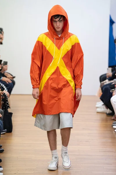 Look 8